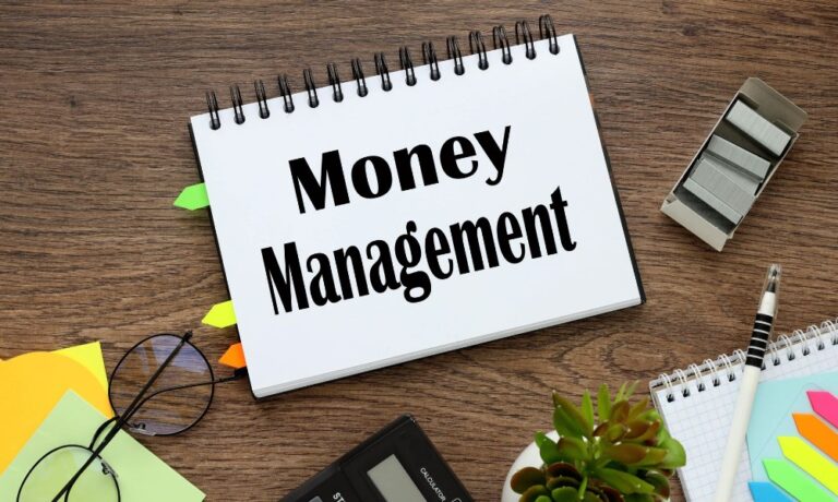 Money-Management-in-2024-Top-Solutions-for-Effective-Financial-Planning